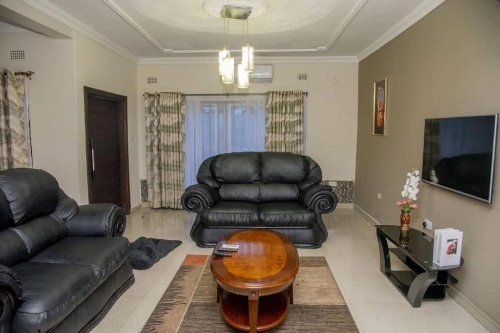 Royal Suites Apartments Лусака Екстер'єр фото